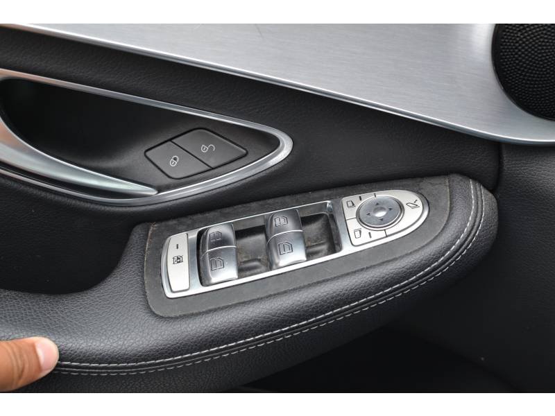 Mercedes Classe C - Photo 21