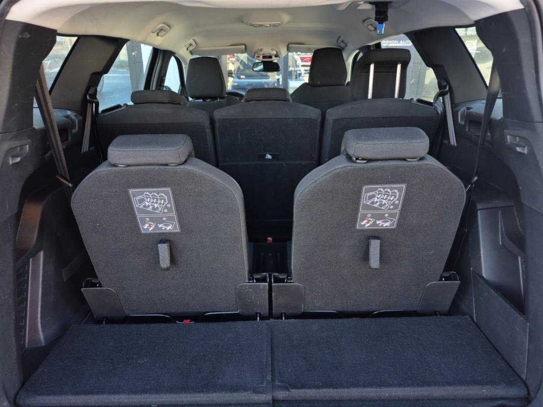 Peugeot 5008 - Photo 17