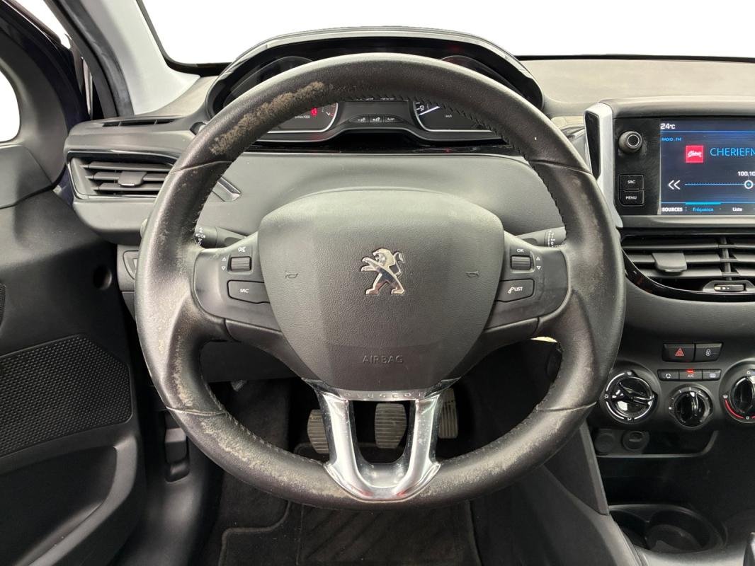 Peugeot 208 - Photo 11