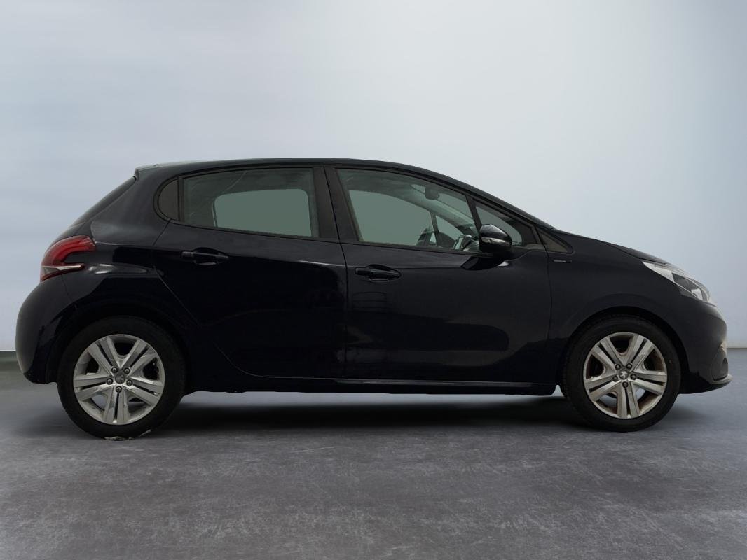 Peugeot 208 - Photo 6