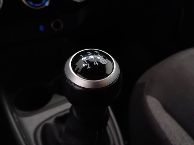 Toyota aygo x - Photo 18
