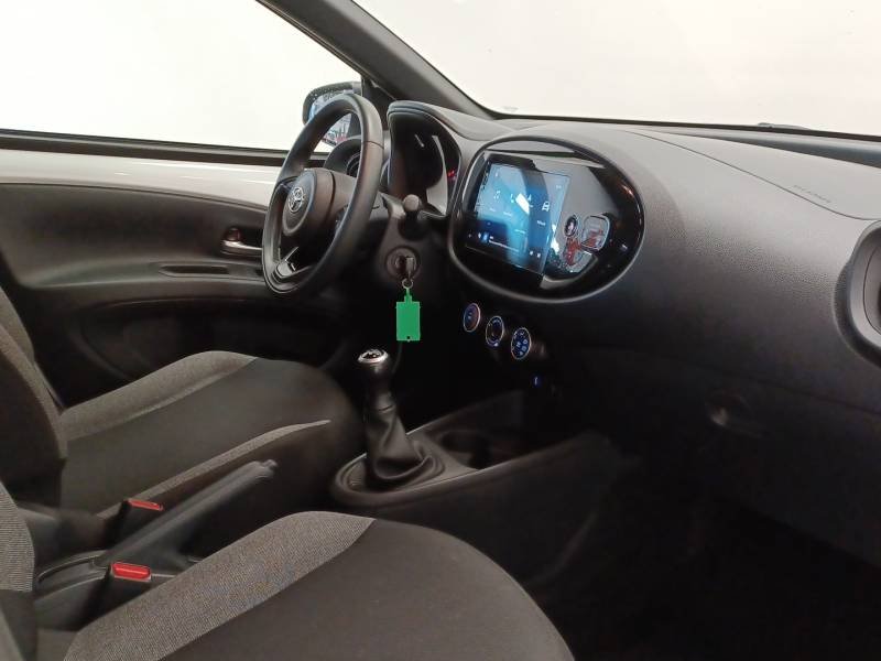 Toyota aygo x - Photo 12