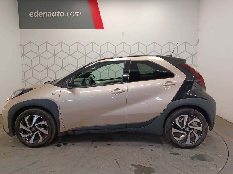 Toyota aygo x - Photo 2