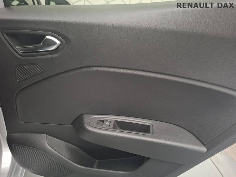 Renault Clio - Photo 27