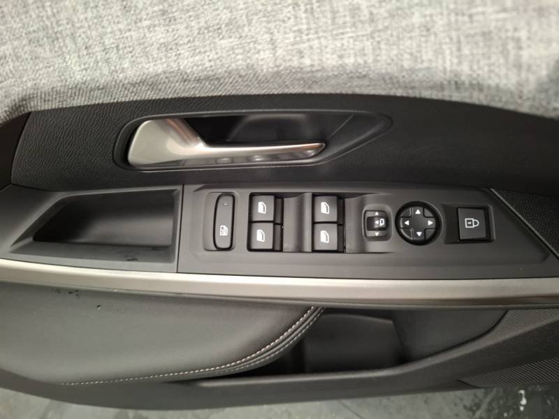 Peugeot 3008 - Photo 22