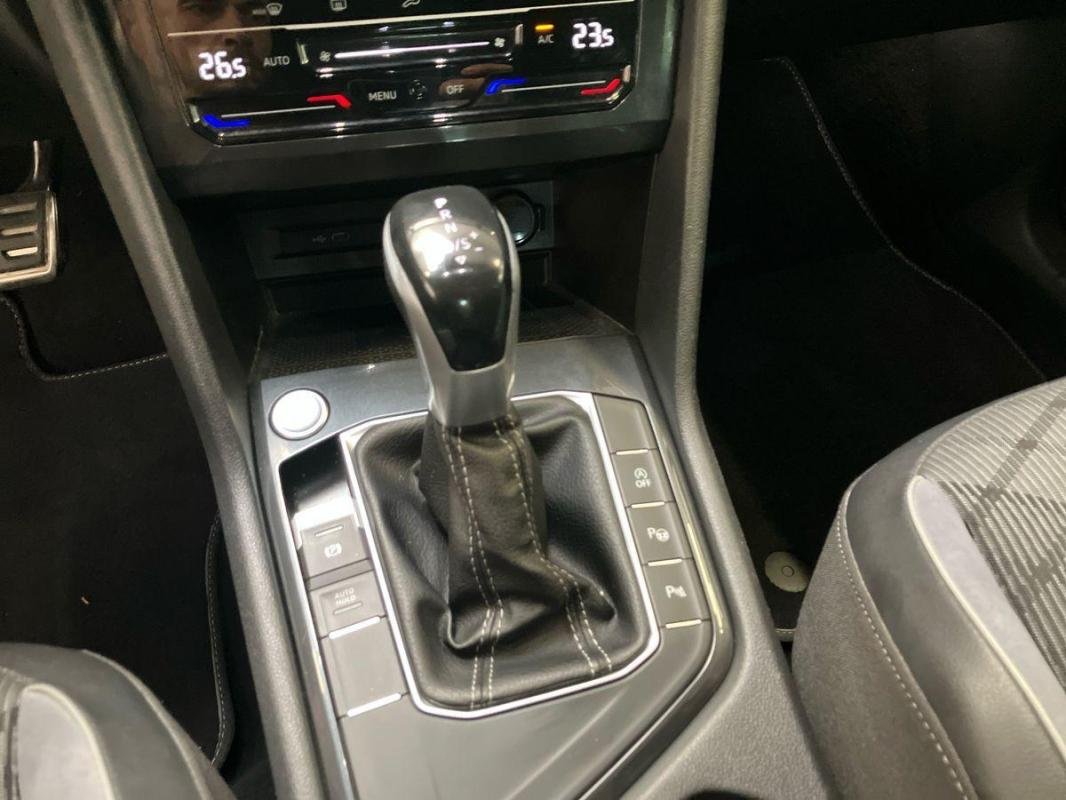 Volkswagen Tiguan - Photo 11