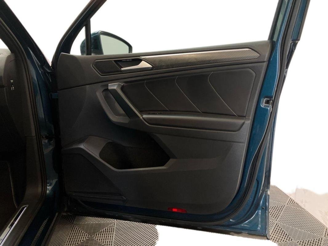 Volkswagen Tiguan - Photo 15