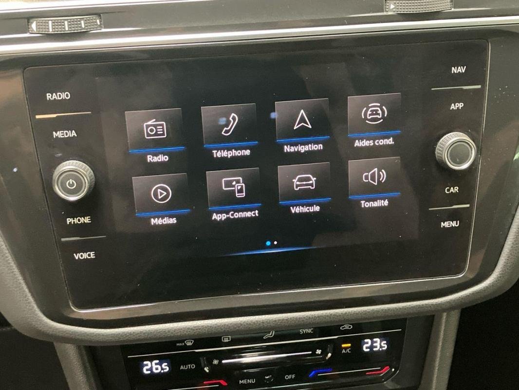 Volkswagen Tiguan - Photo 16
