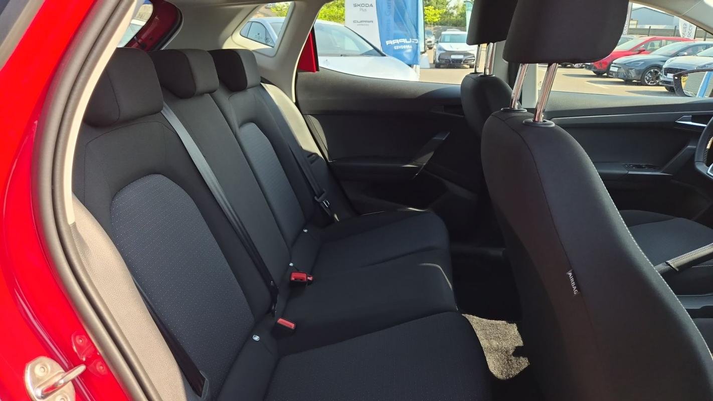 Seat Ibiza - Photo 11