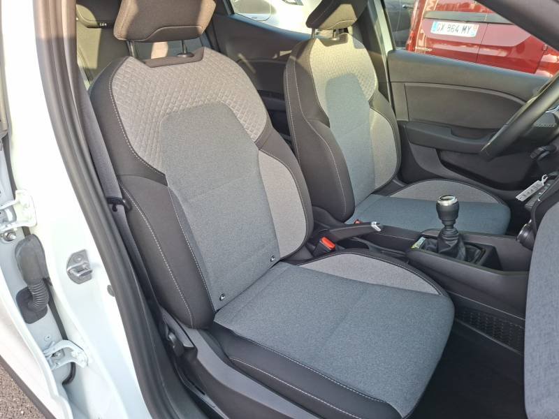 Renault Clio - Photo 22