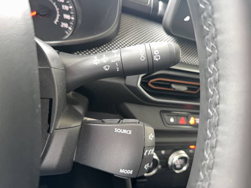 Dacia Sandero - Photo 24