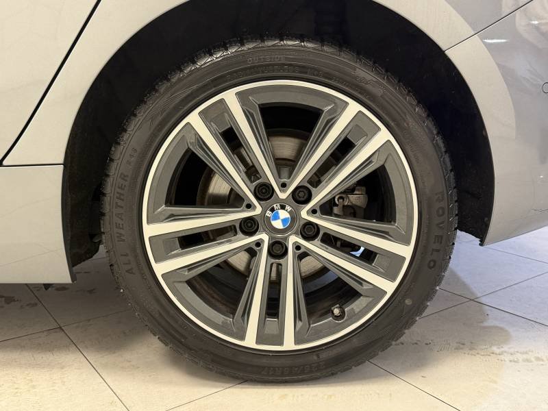 BMW Série 1 - Photo 8