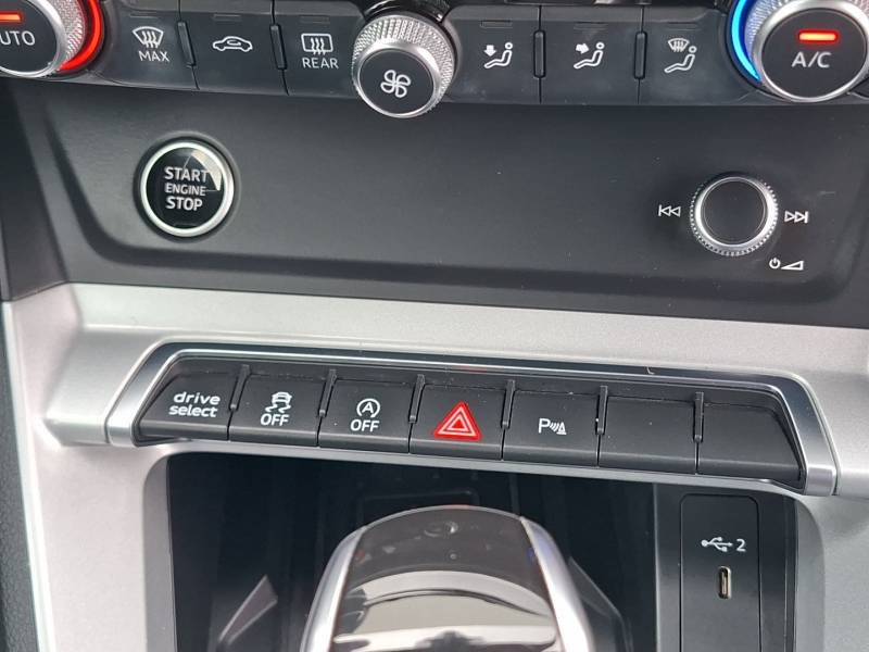 Audi Q3 - Photo 24