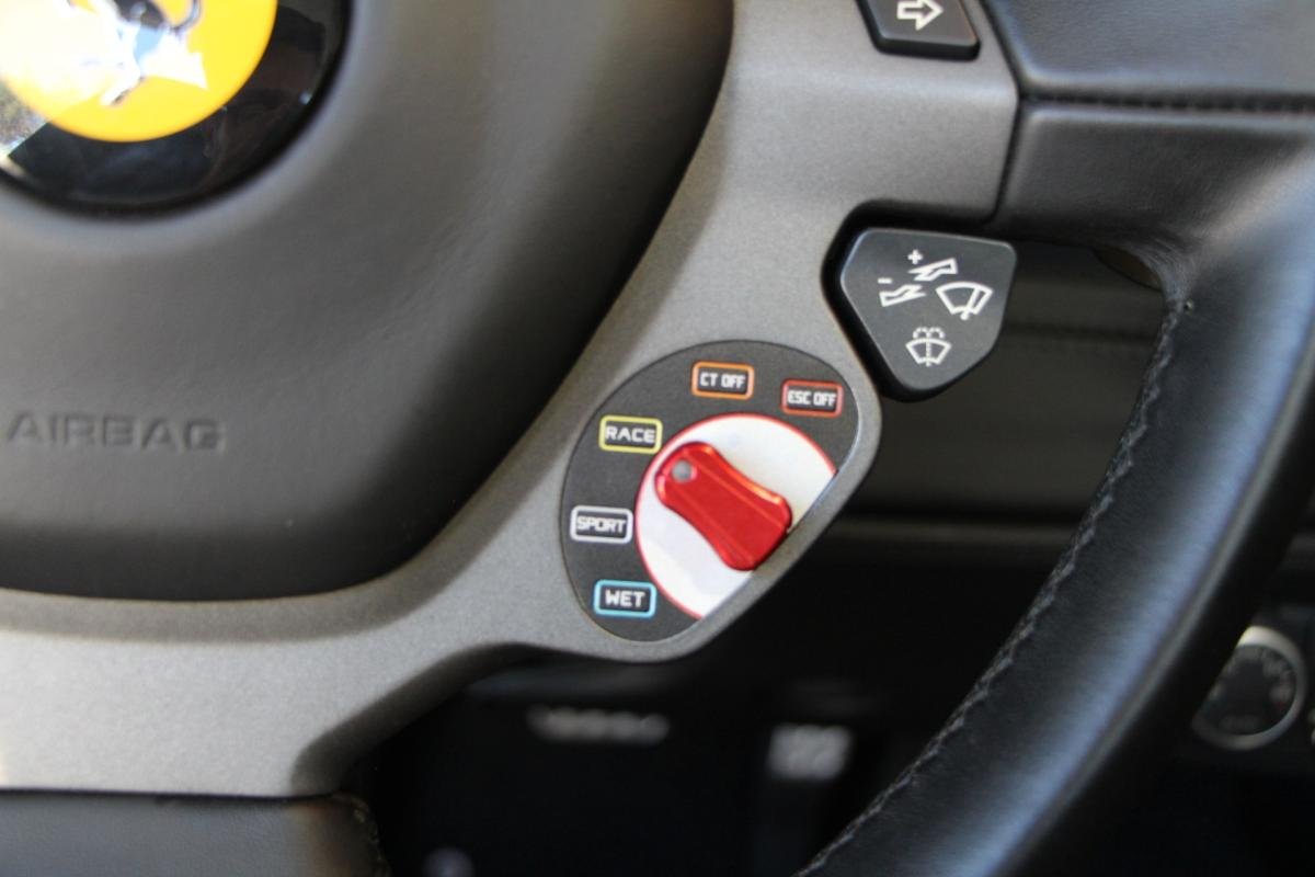 Ferrari 488 Spider - Photo 17