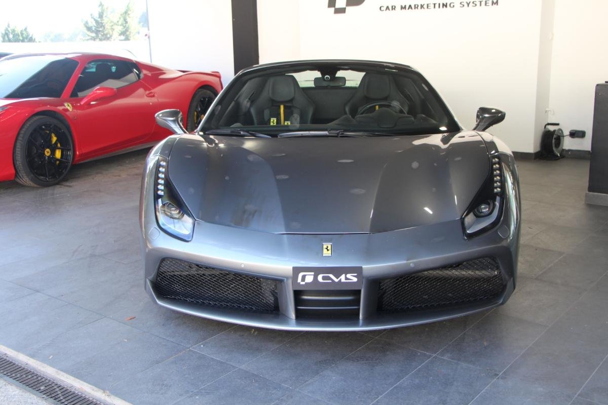 Ferrari 488 Spider - Photo 2