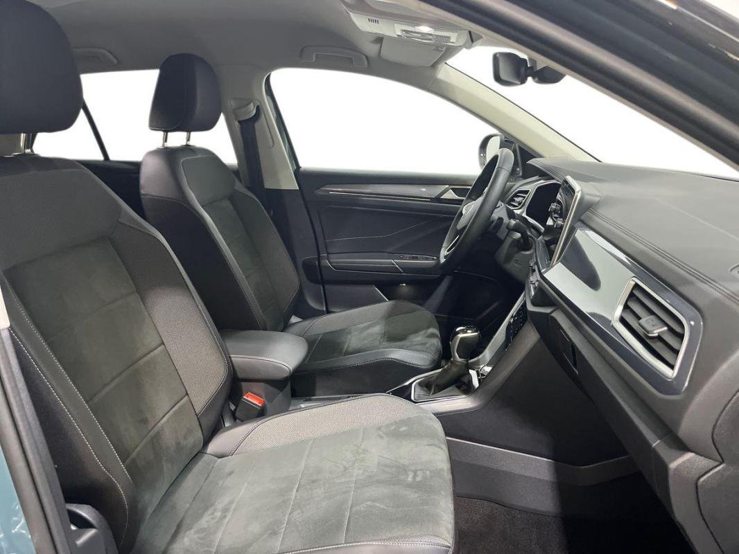 Volkswagen T-Roc - Photo 13