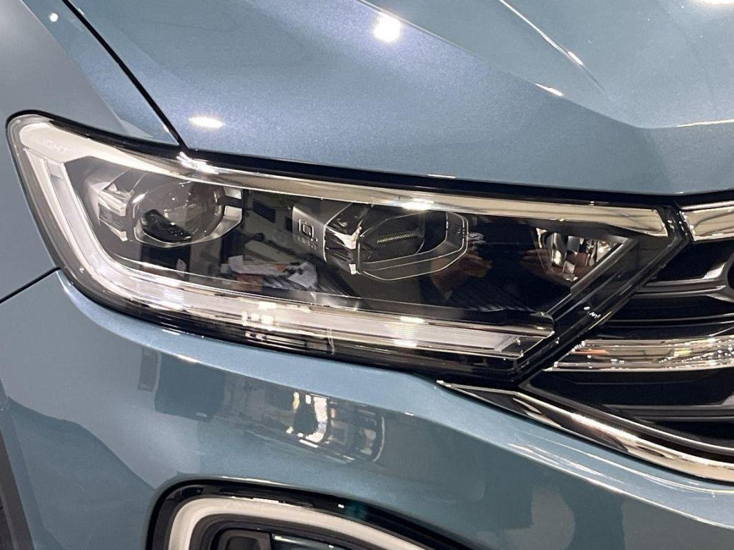 Volkswagen T-Roc - Photo 25