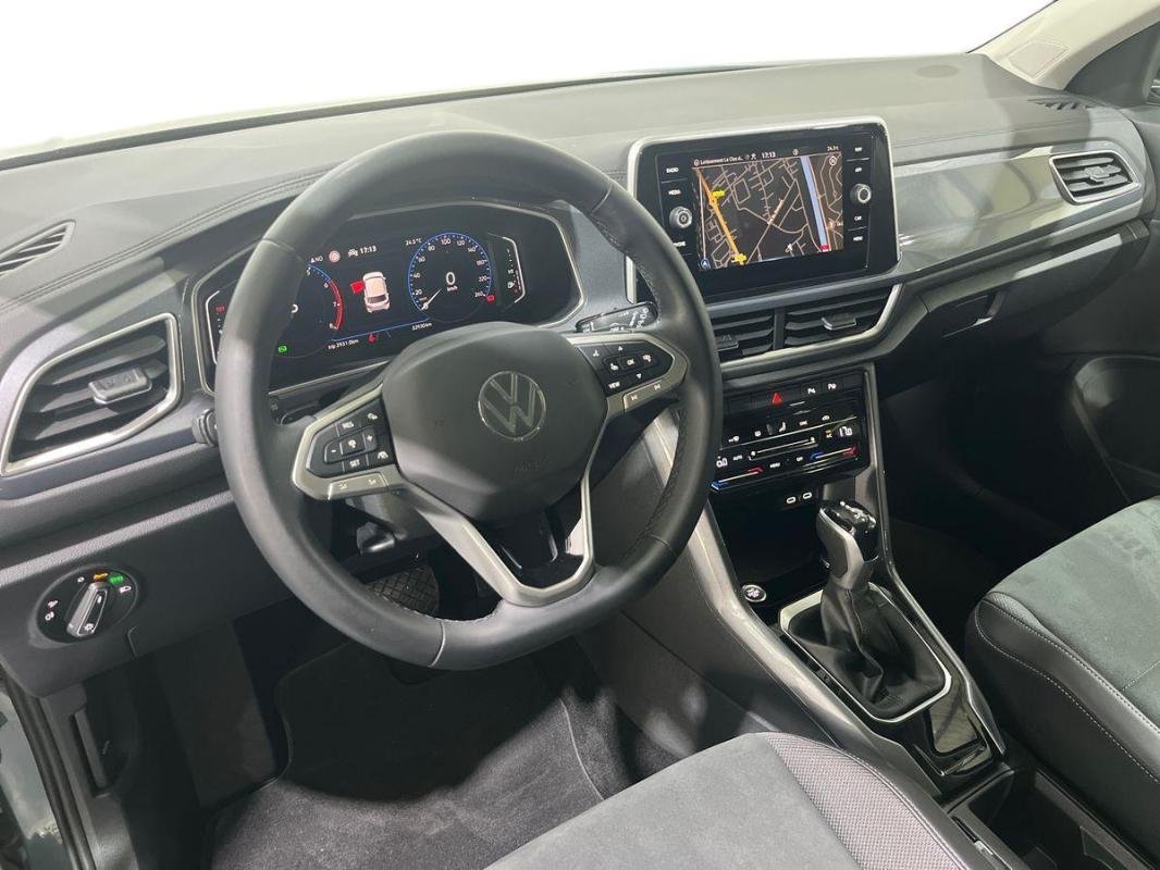Volkswagen T-Roc - Photo 9
