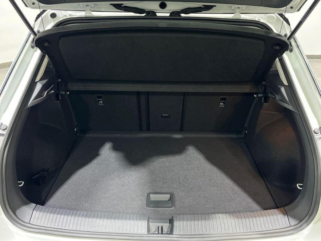 Volkswagen T-Roc - Photo 31