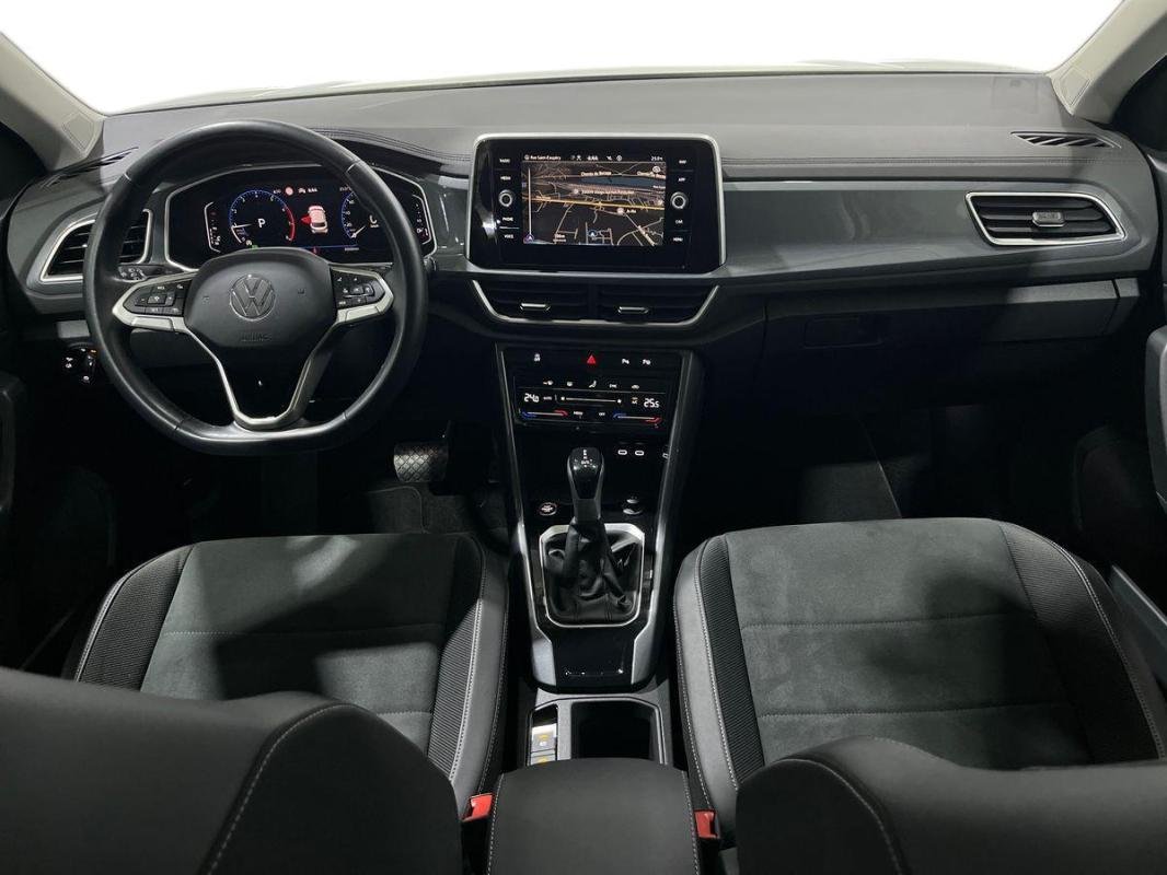 Volkswagen T-Roc - Photo 8