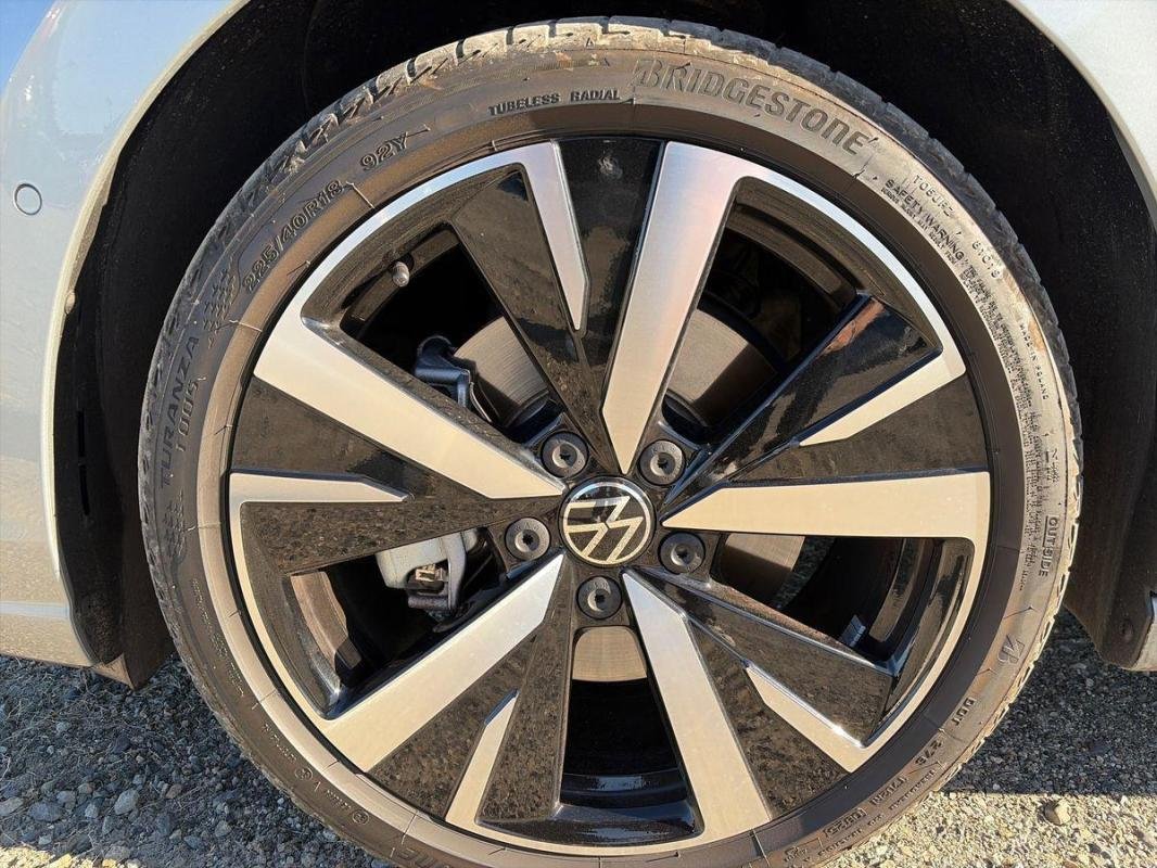 Volkswagen Golf - Photo 24