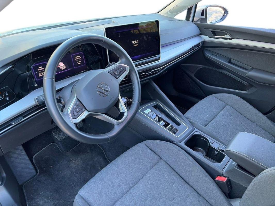 Volkswagen Golf - Photo 9