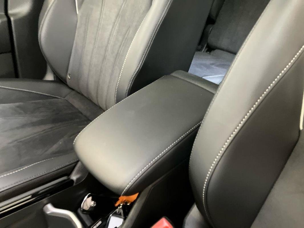 Volkswagen Tiguan - Photo 12