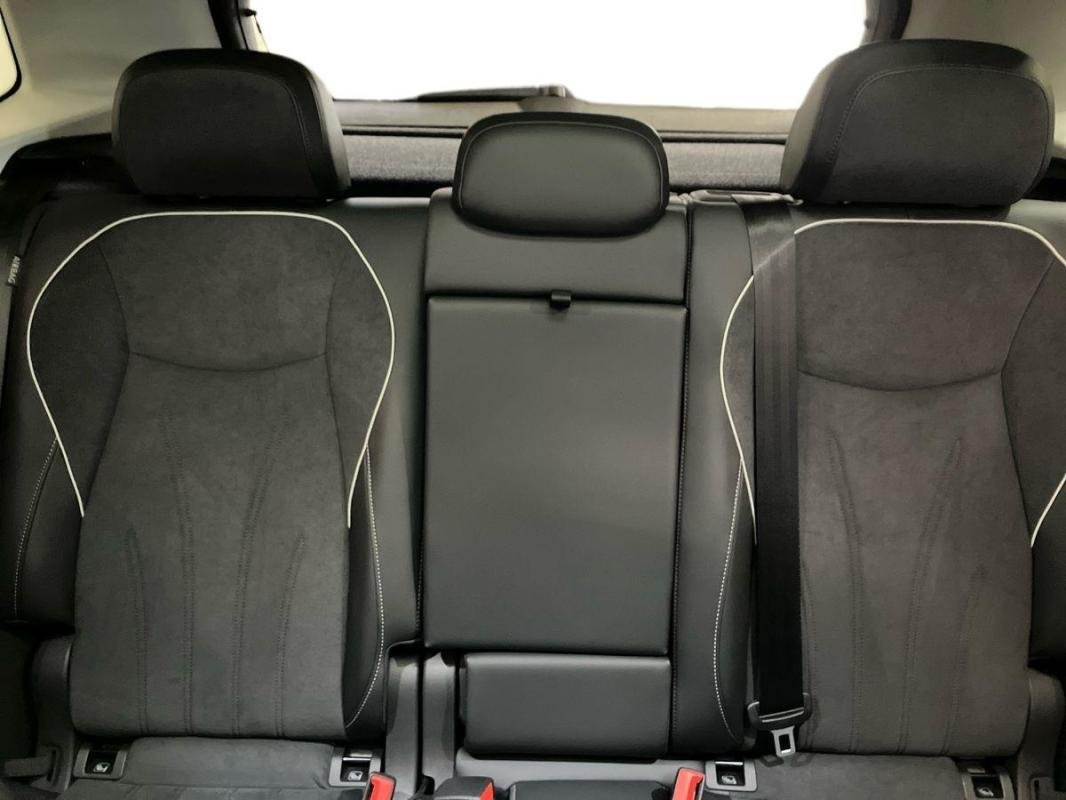 Volkswagen Tiguan - Photo 22