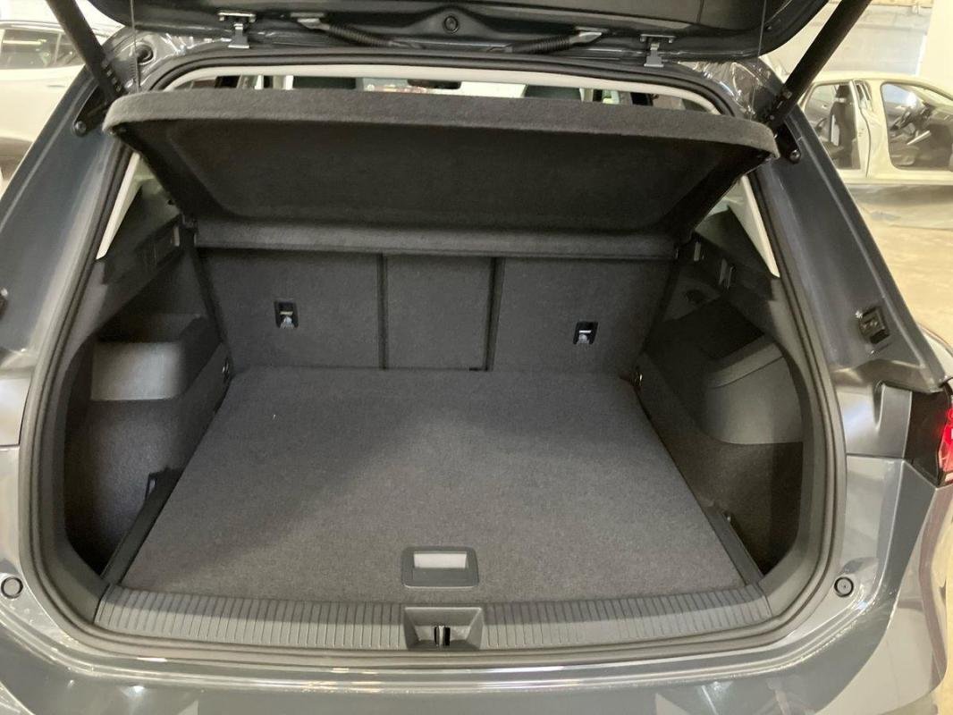 Volkswagen Tiguan - Photo 31