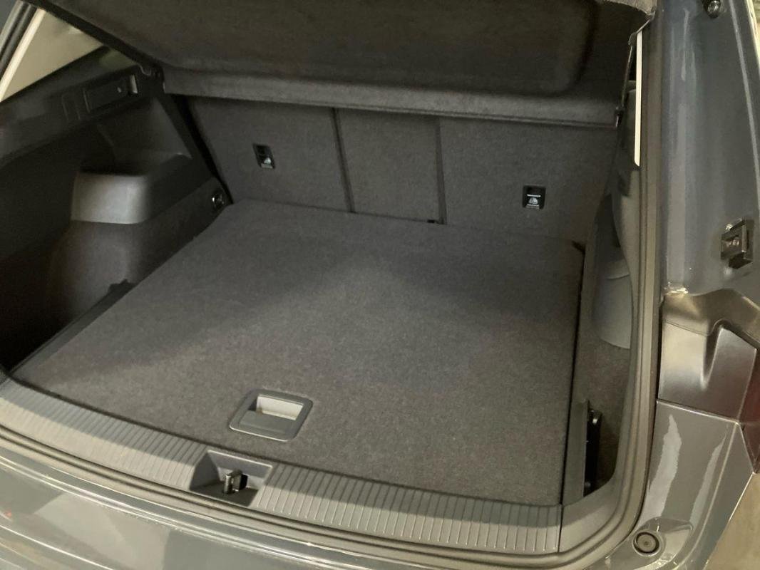 Volkswagen Tiguan - Photo 32
