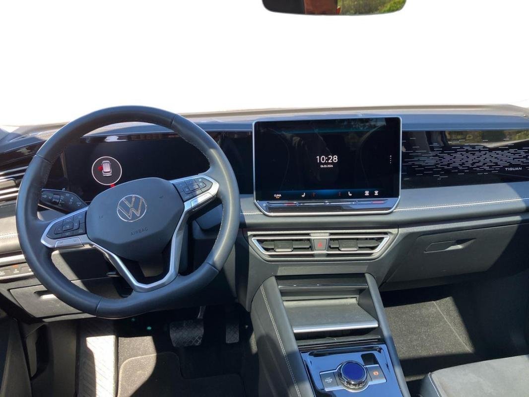 Volkswagen Tiguan - Photo 8