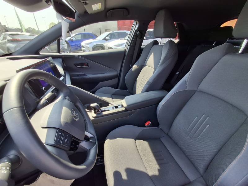 Toyota C-HR - Photo 13