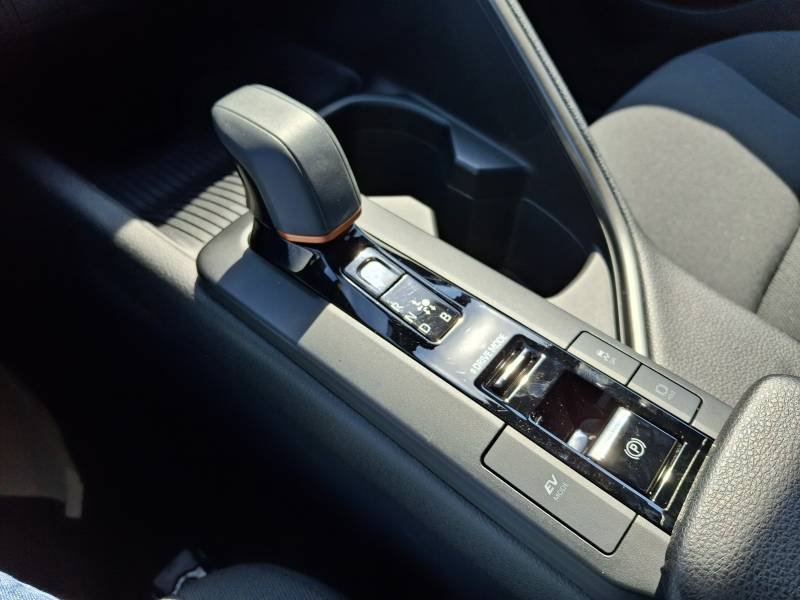 Toyota C-HR - Photo 21