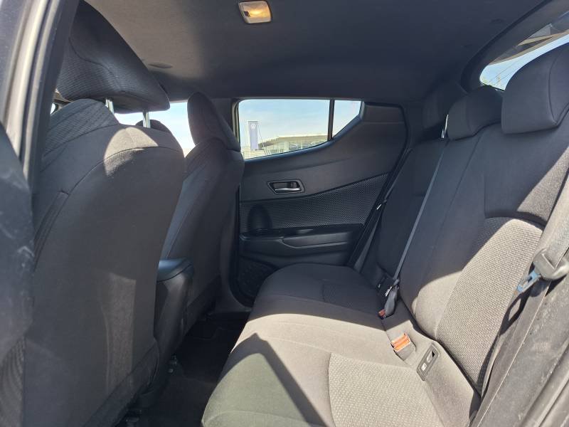 Toyota C-HR - Photo 12