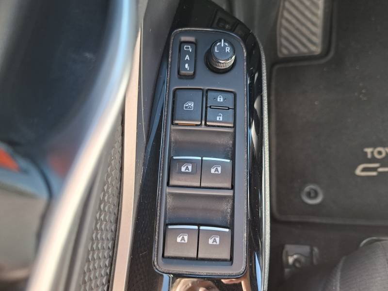Toyota C-HR - Photo 21