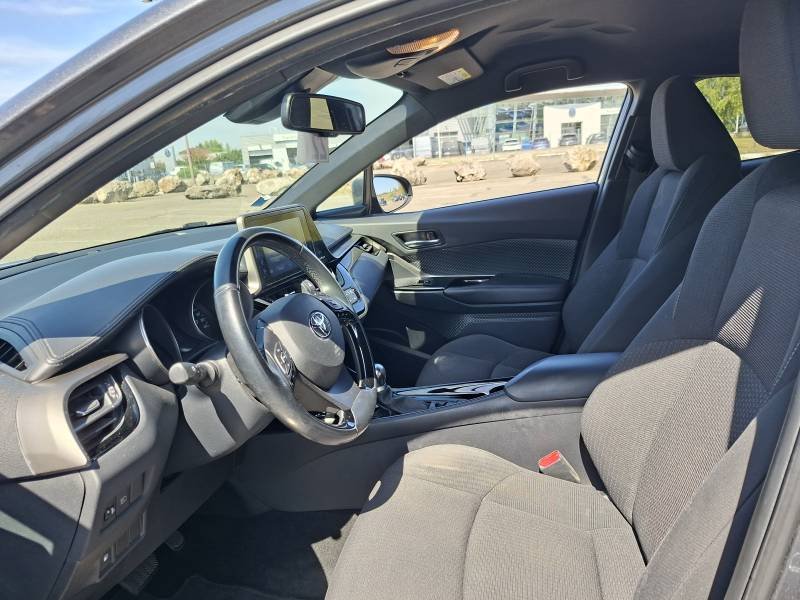 Toyota C-HR - Photo 9