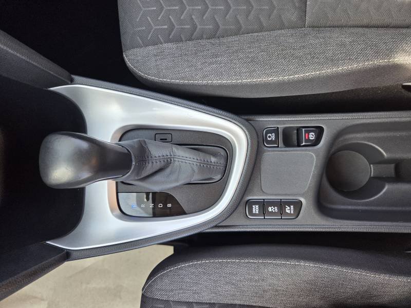 Toyota Yaris - Photo 14