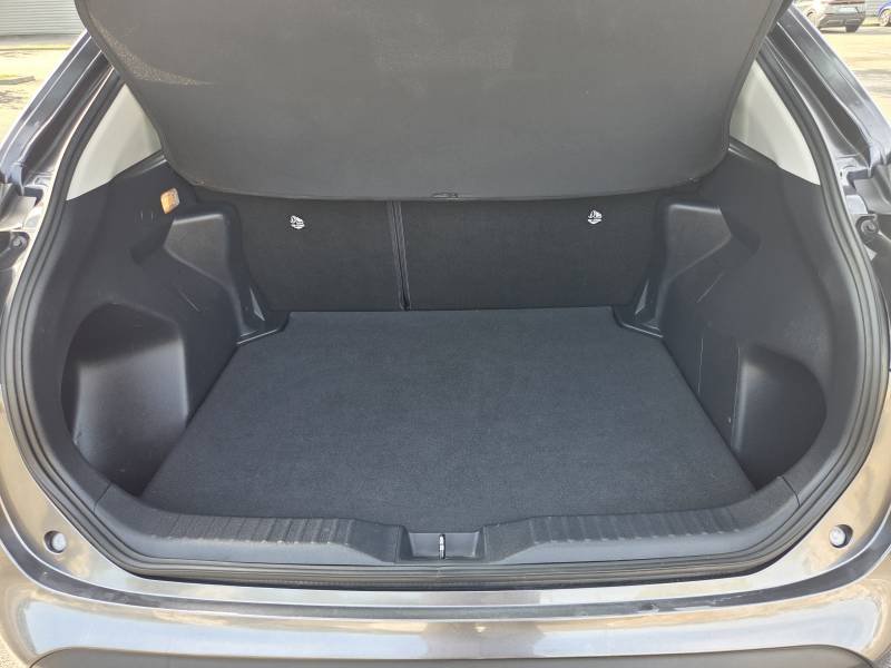 Toyota Yaris - Photo 8