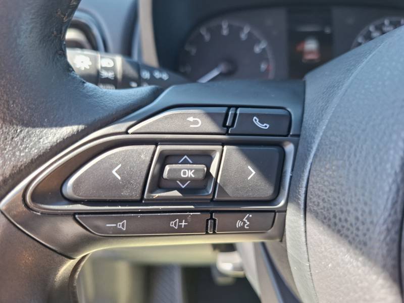 Toyota Yaris - Photo 15