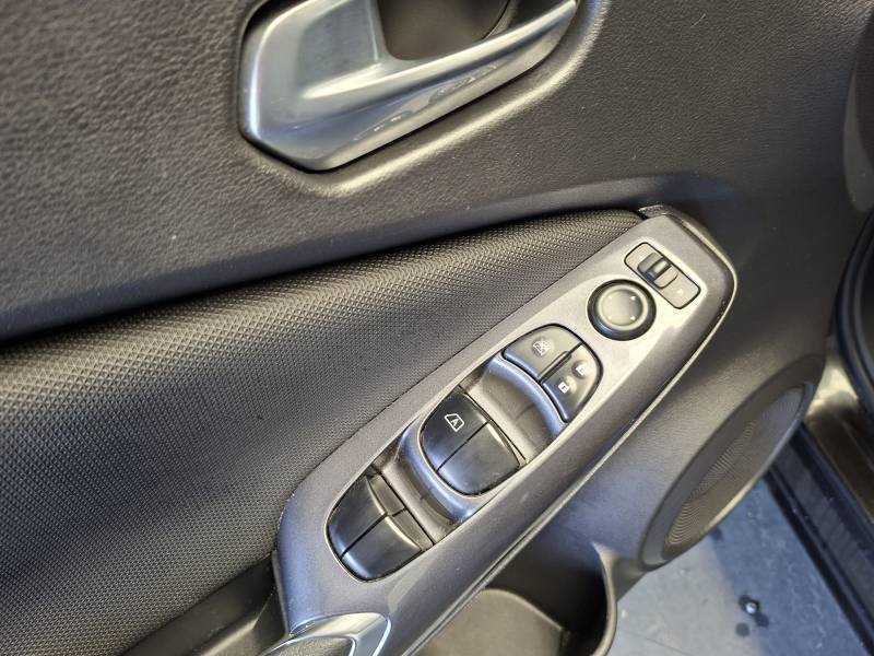 Nissan Juke - Photo 12