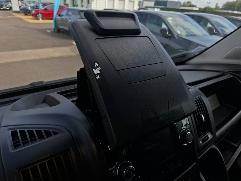 Peugeot Boxer - Photo 23