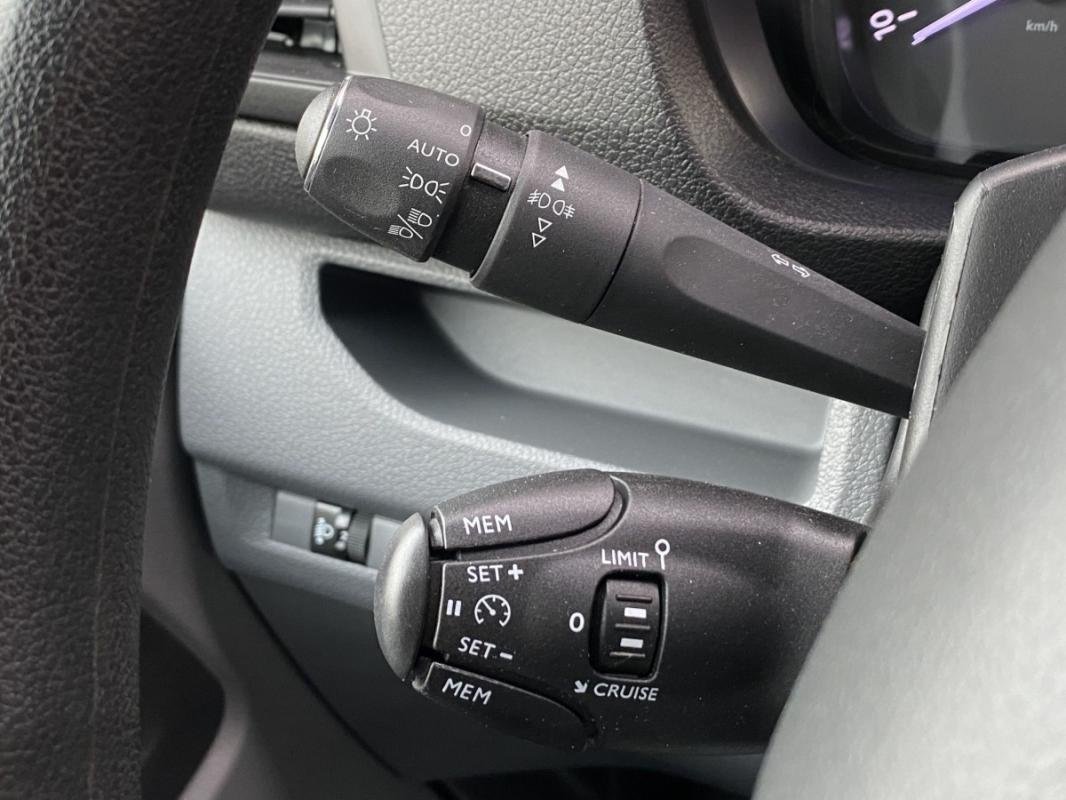 Peugeot Expert - Photo 17