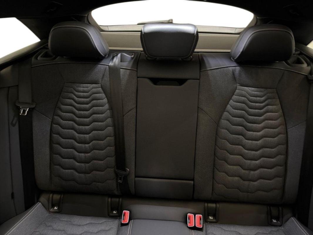 Audi A6 E-tron - Photo 22