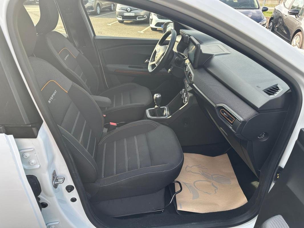 Dacia Sandero - Photo 14