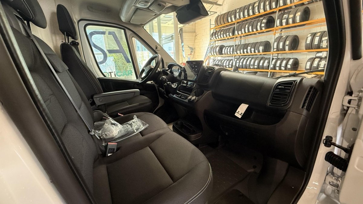 Peugeot Boxer - Photo 24
