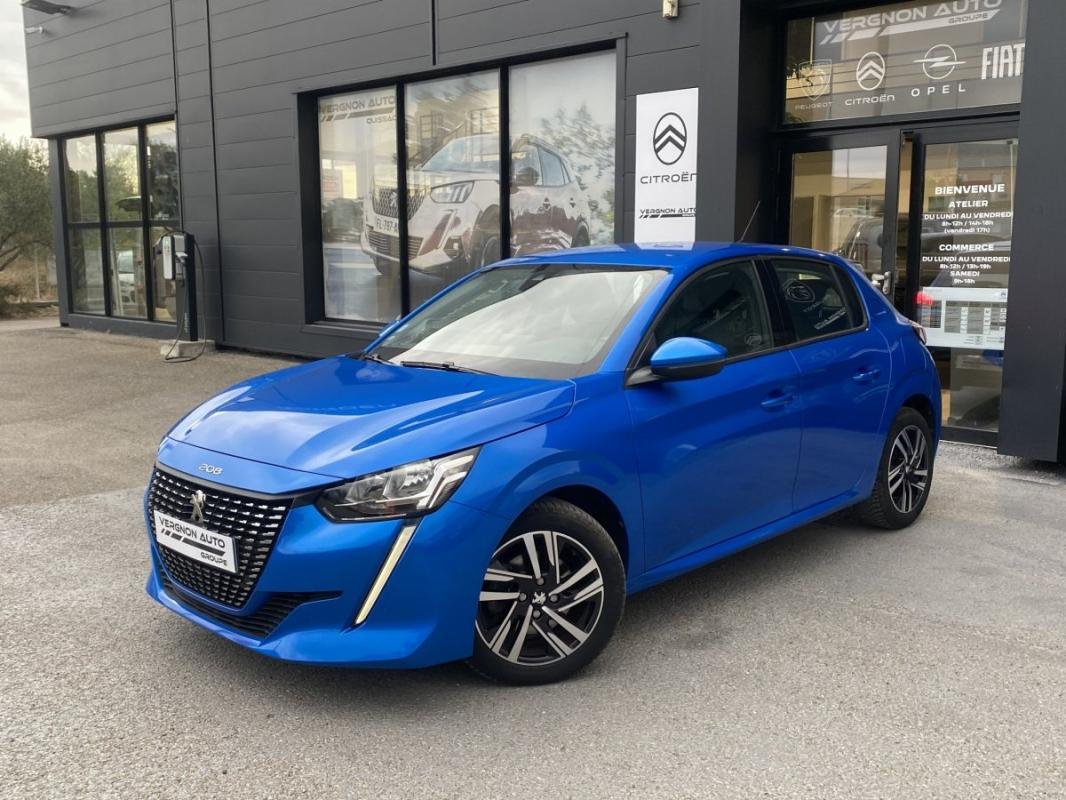 Peugeot 208 - Photo 1
