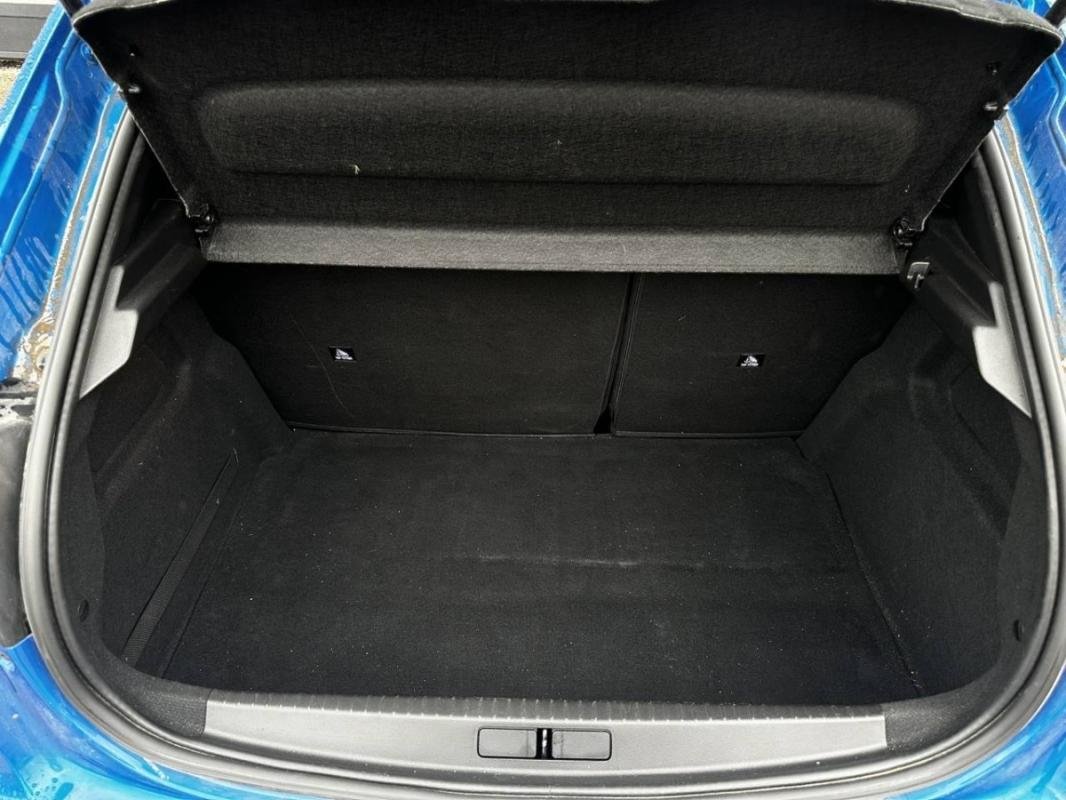 Peugeot 208 - Photo 15
