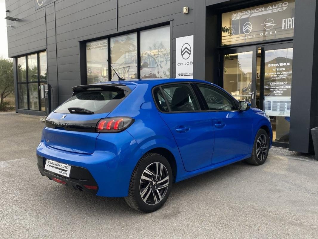 Peugeot 208 - Photo 3