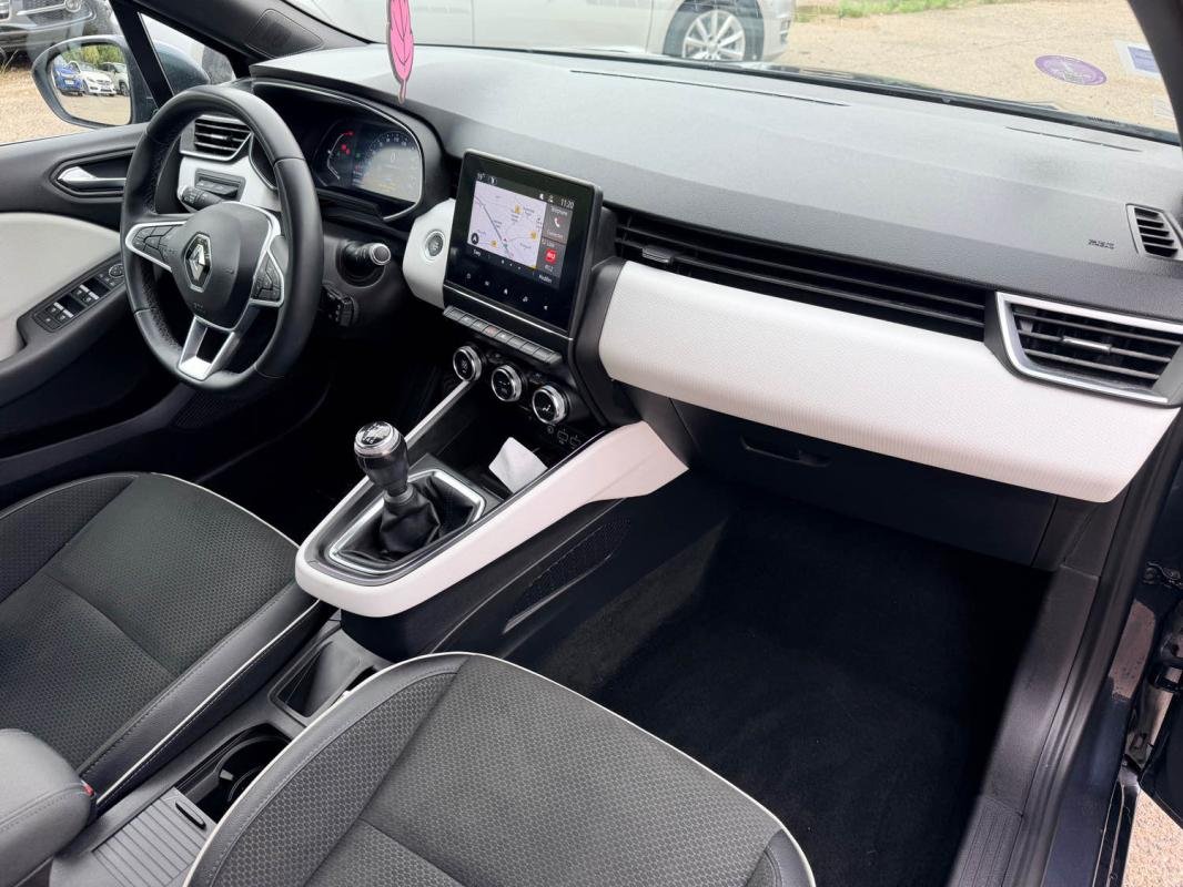 Renault Clio - Photo 8