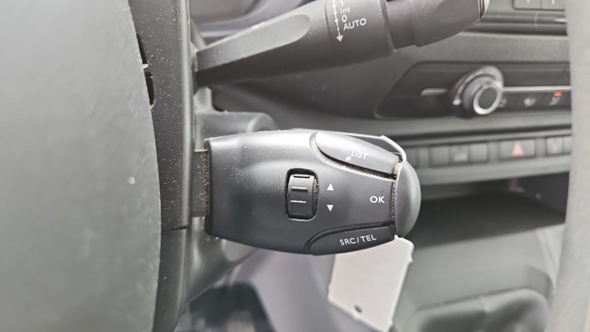Peugeot Expert - Photo 17